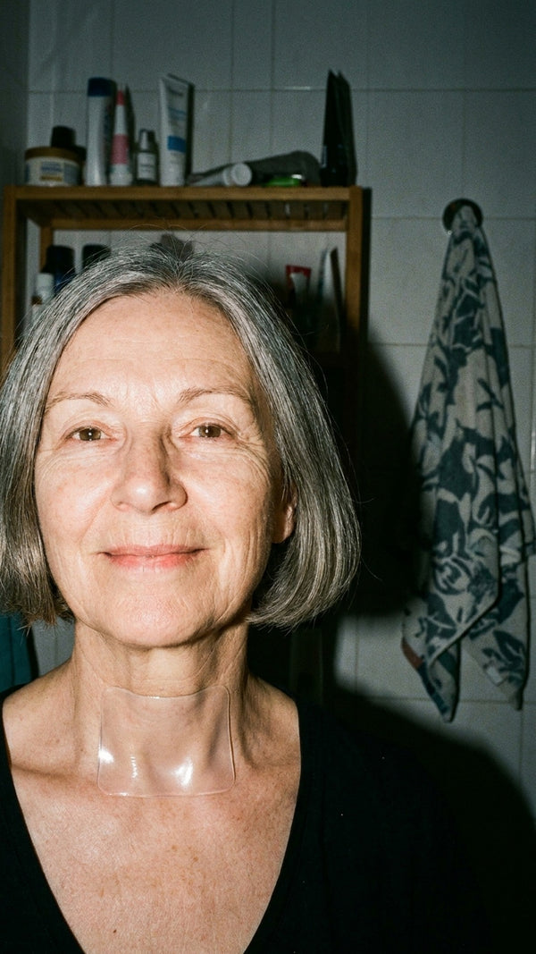 Woman wearing a RAYLIFT silicone smoothing patch